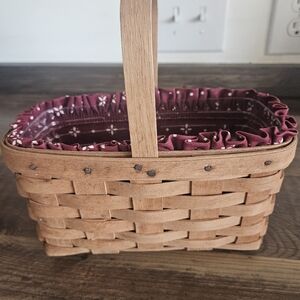Basket wooven